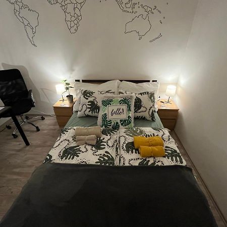 Garibaldik Apartman Boedapest Buitenkant foto