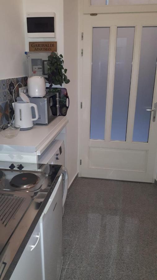 Garibaldik Apartman Boedapest Buitenkant foto